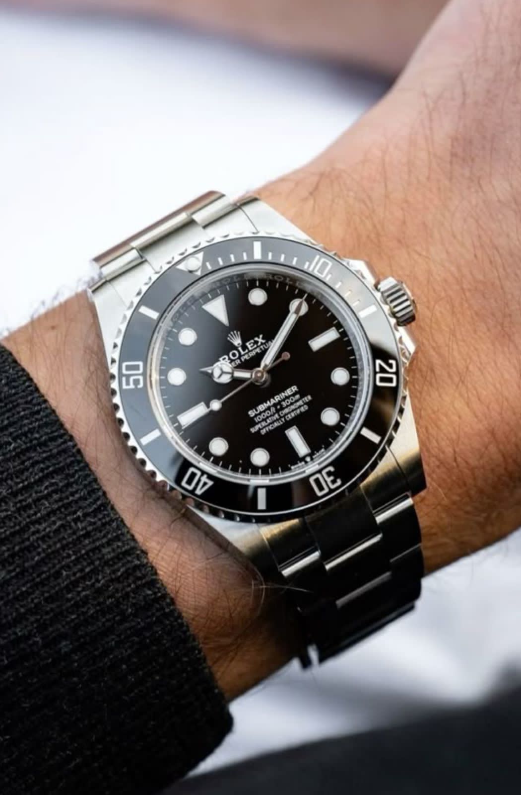 Branded GMT 2 Watch (King Ko*Li Using it ) Black